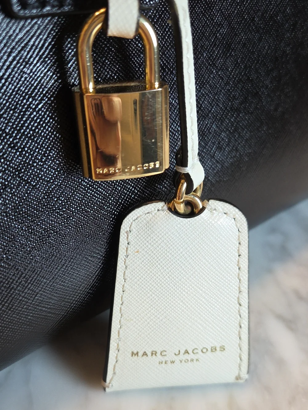 Marc Jacobs nwot compact